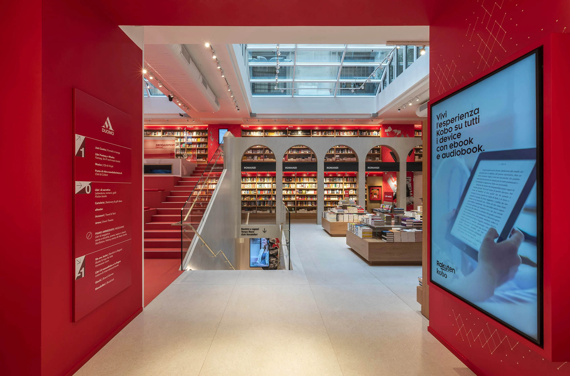 意大利米兰蒙达多利大教堂书店，惊艳了整个深圳空间设计